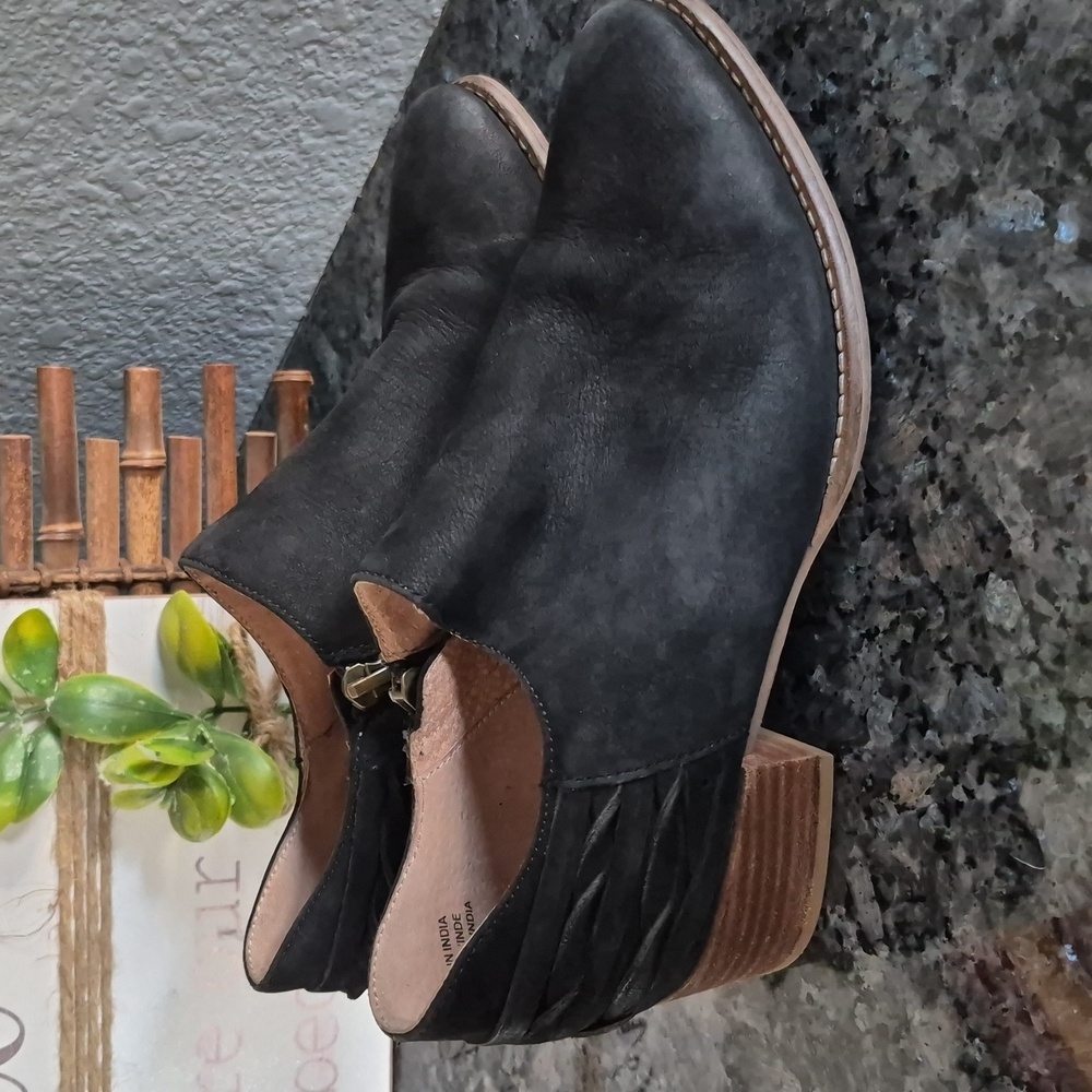 Seychelles "Amused" Black Leather Ankle Booties Size 6.5 - Picture 4 of 9